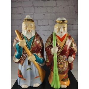 Set  of 2 Vintage Kamotsuru Sake Ceramic Decanters Ornate Made in Japan Empty